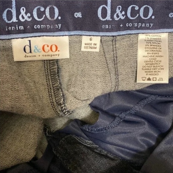 Denim & Company Wide Leg Jeans Relaxed Casual Trousers, Dark Rinse, Size 6 - Picture 3 of 7